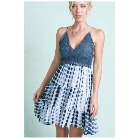 La Miel Tie Dye Crochet Lace Top Mini Dress Size Small NWT - Picture 1 of 13